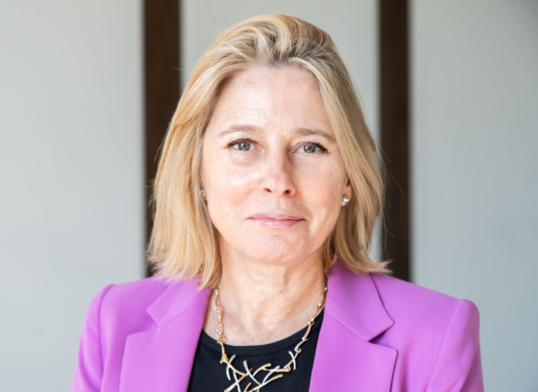 Dr. Sama Bilbao y León